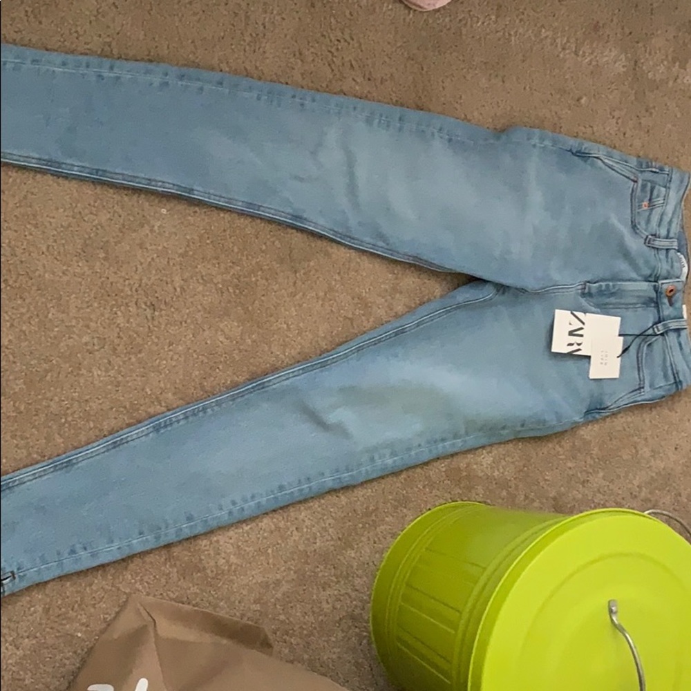 Zara jeans